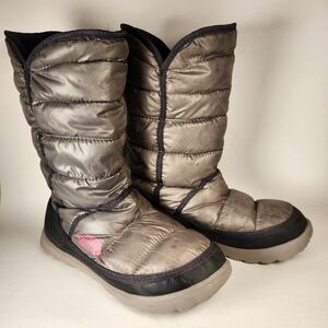THE NORTH FACE Women's Amore II Boots Size 7 Silver Waterproof Rain Snow Shoes